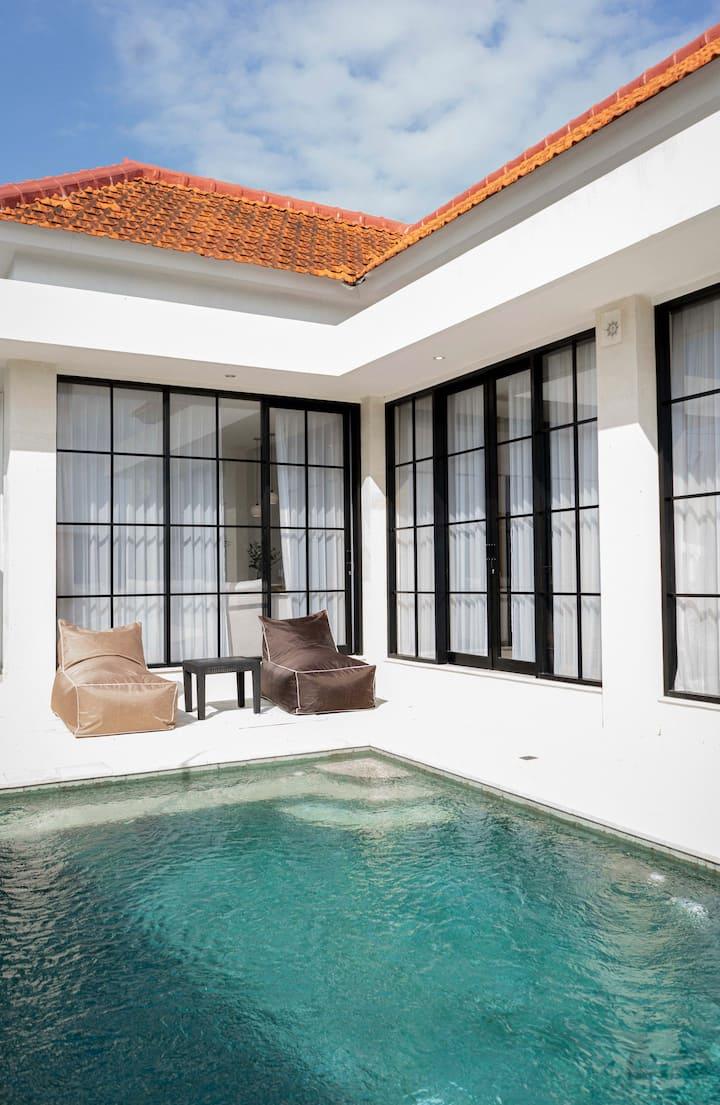 Villa image 1