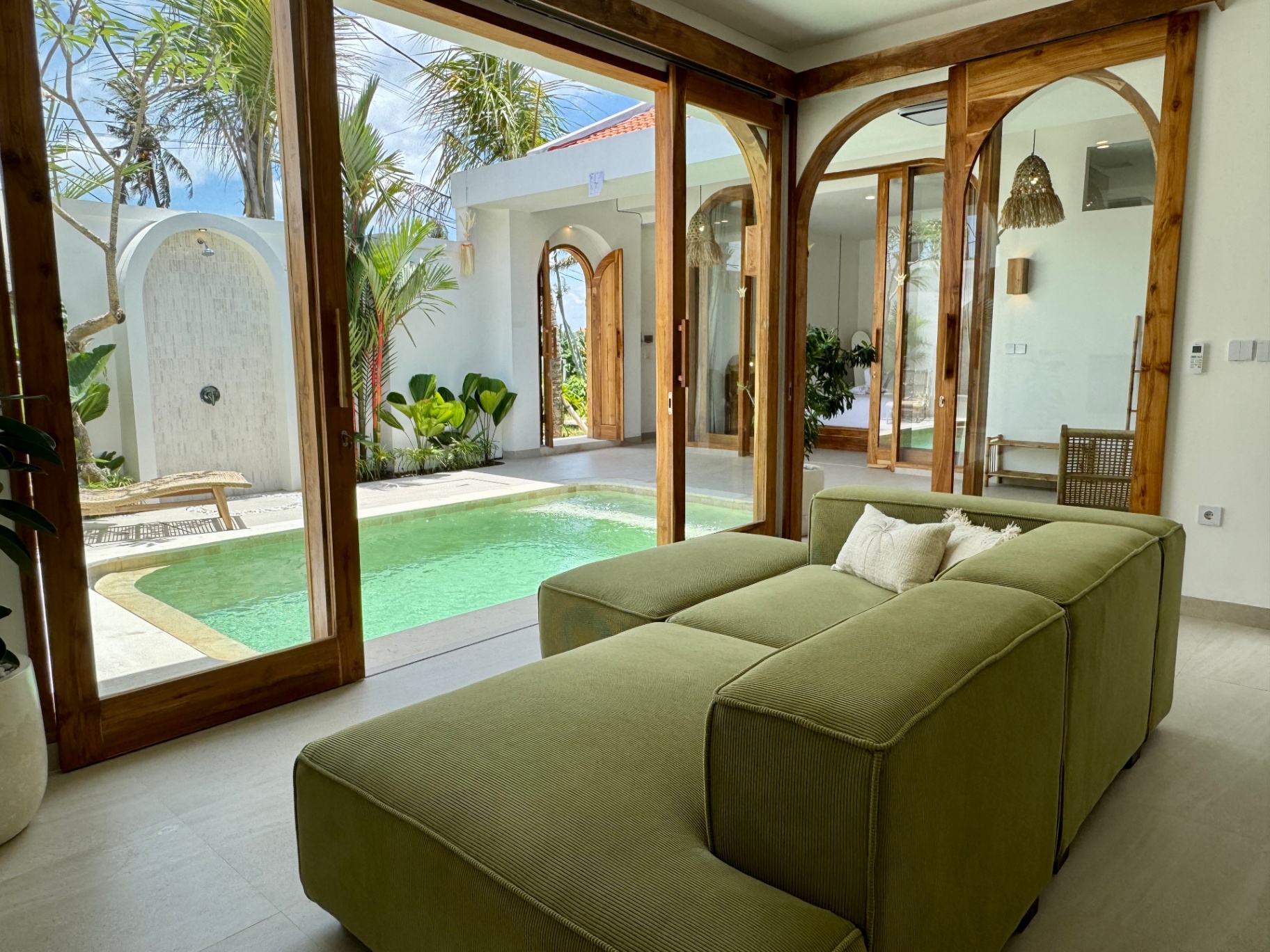 Villa image 2