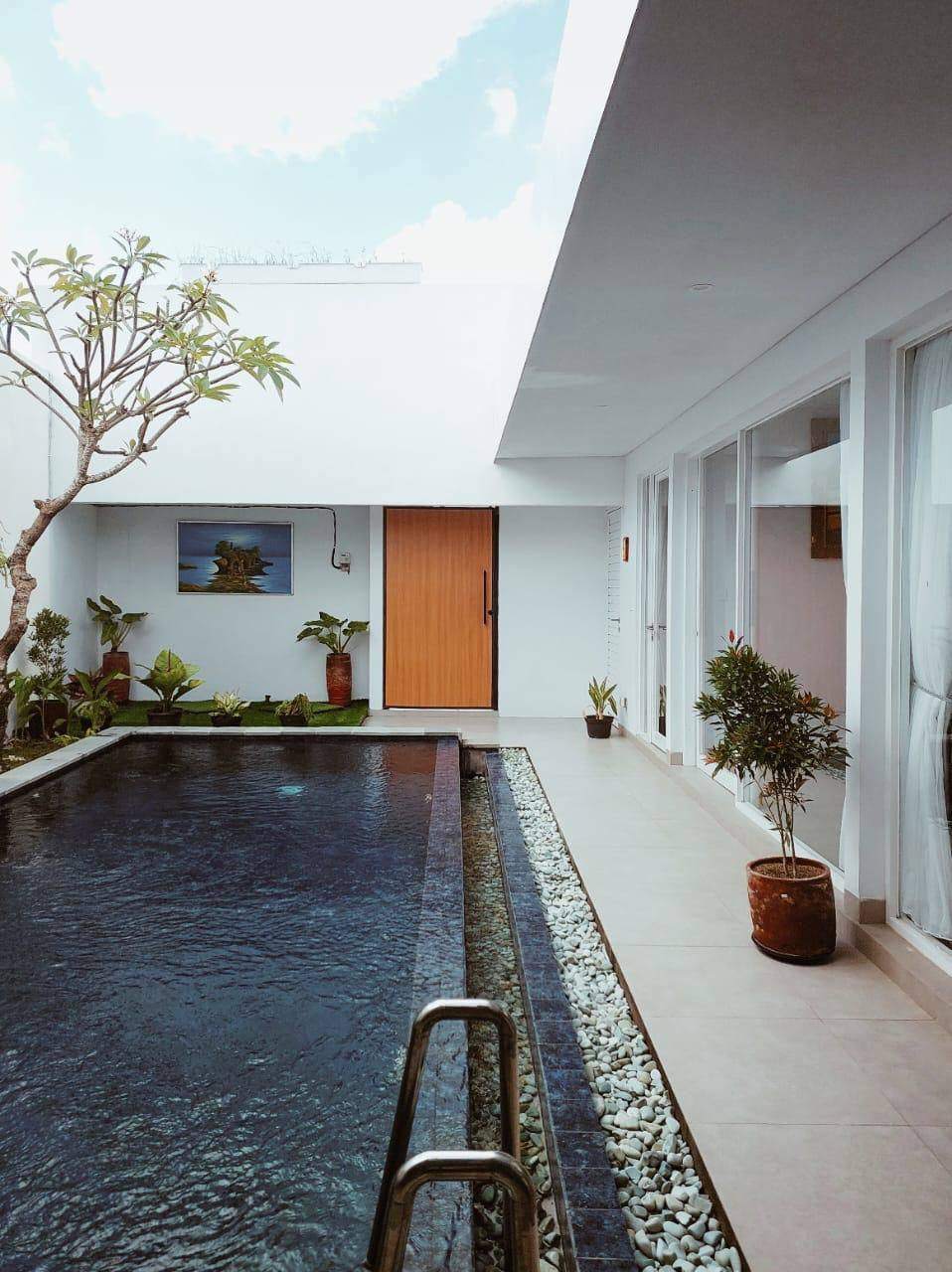 Villa image 1