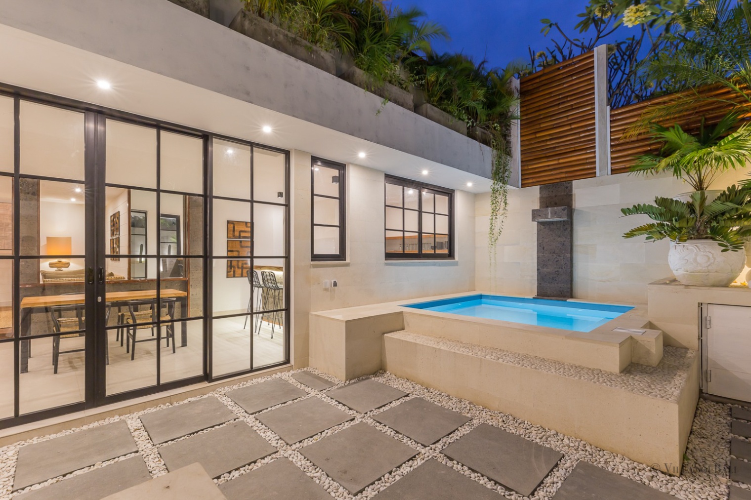 Villa image 2