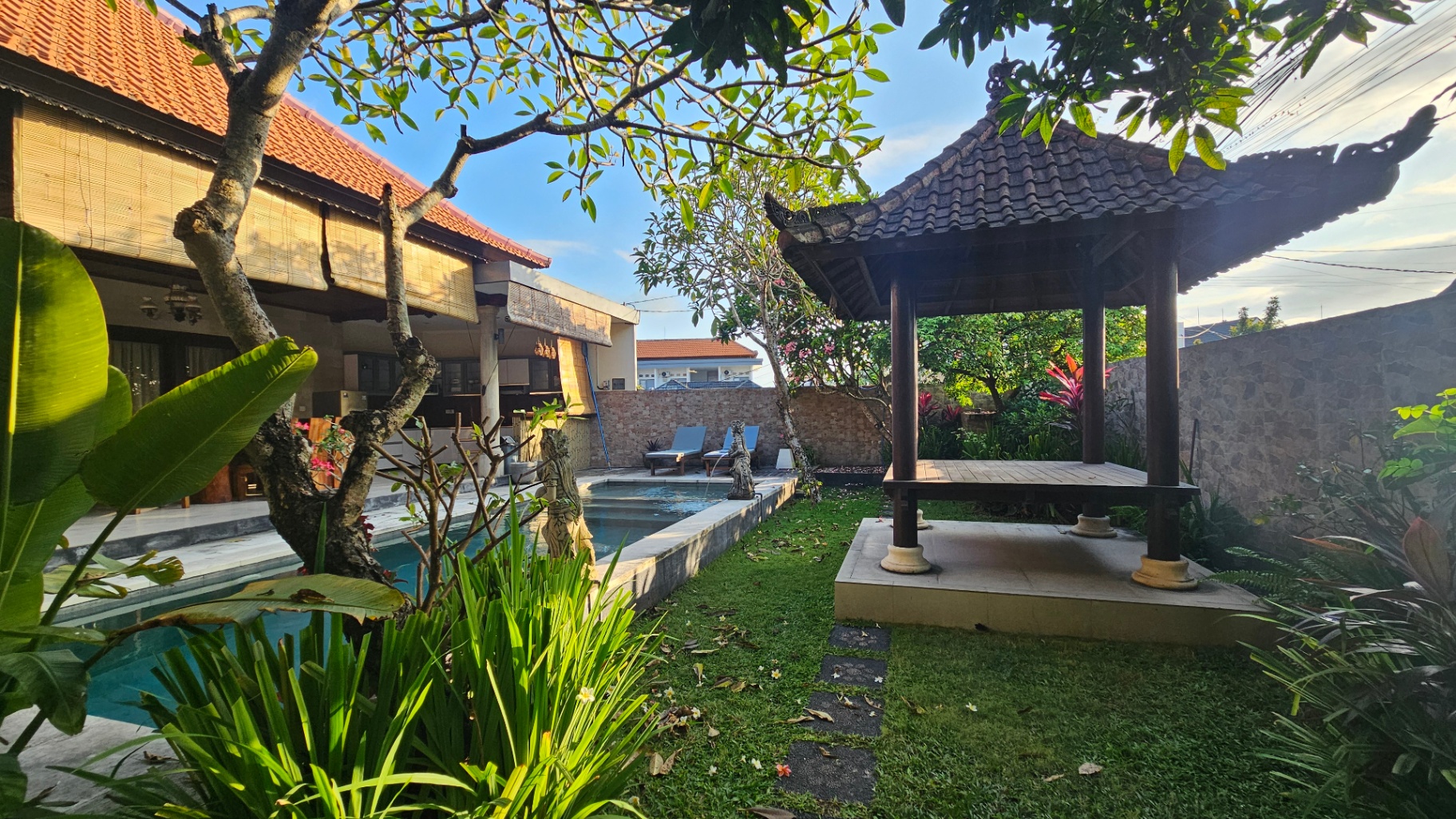 Villa image 2