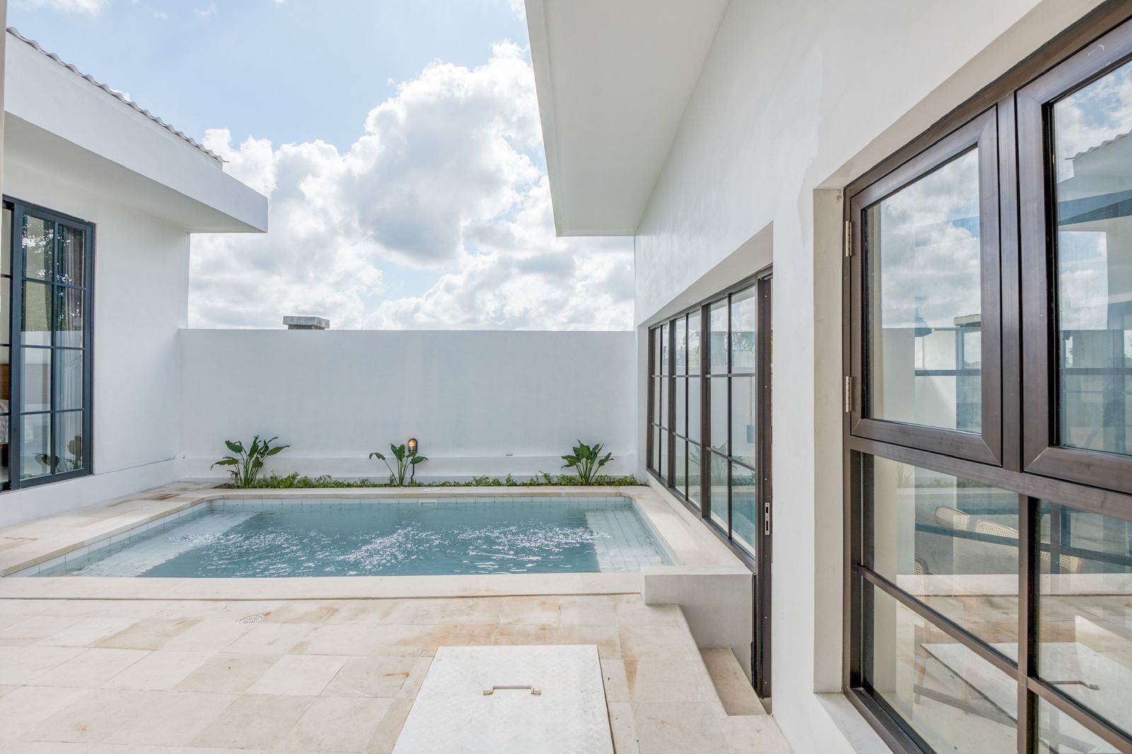 Villa image 2