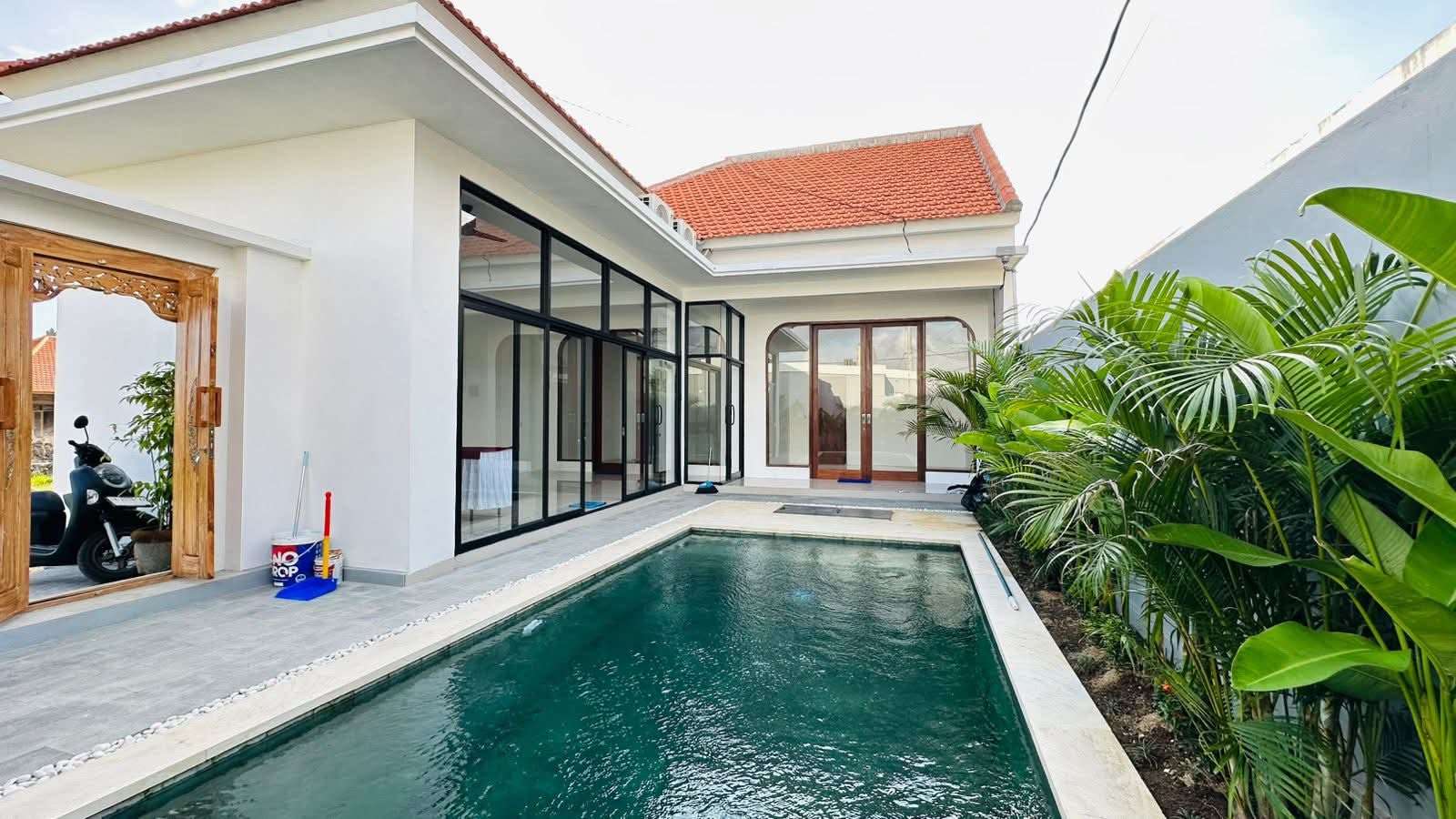 Villa image 1