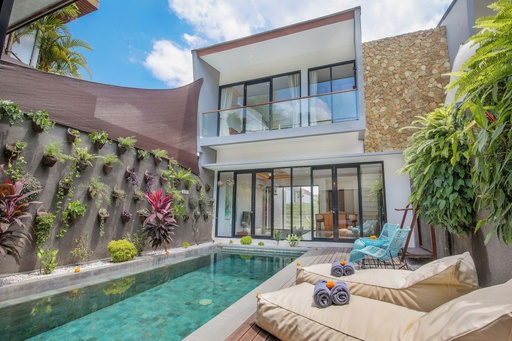 Villa image 1