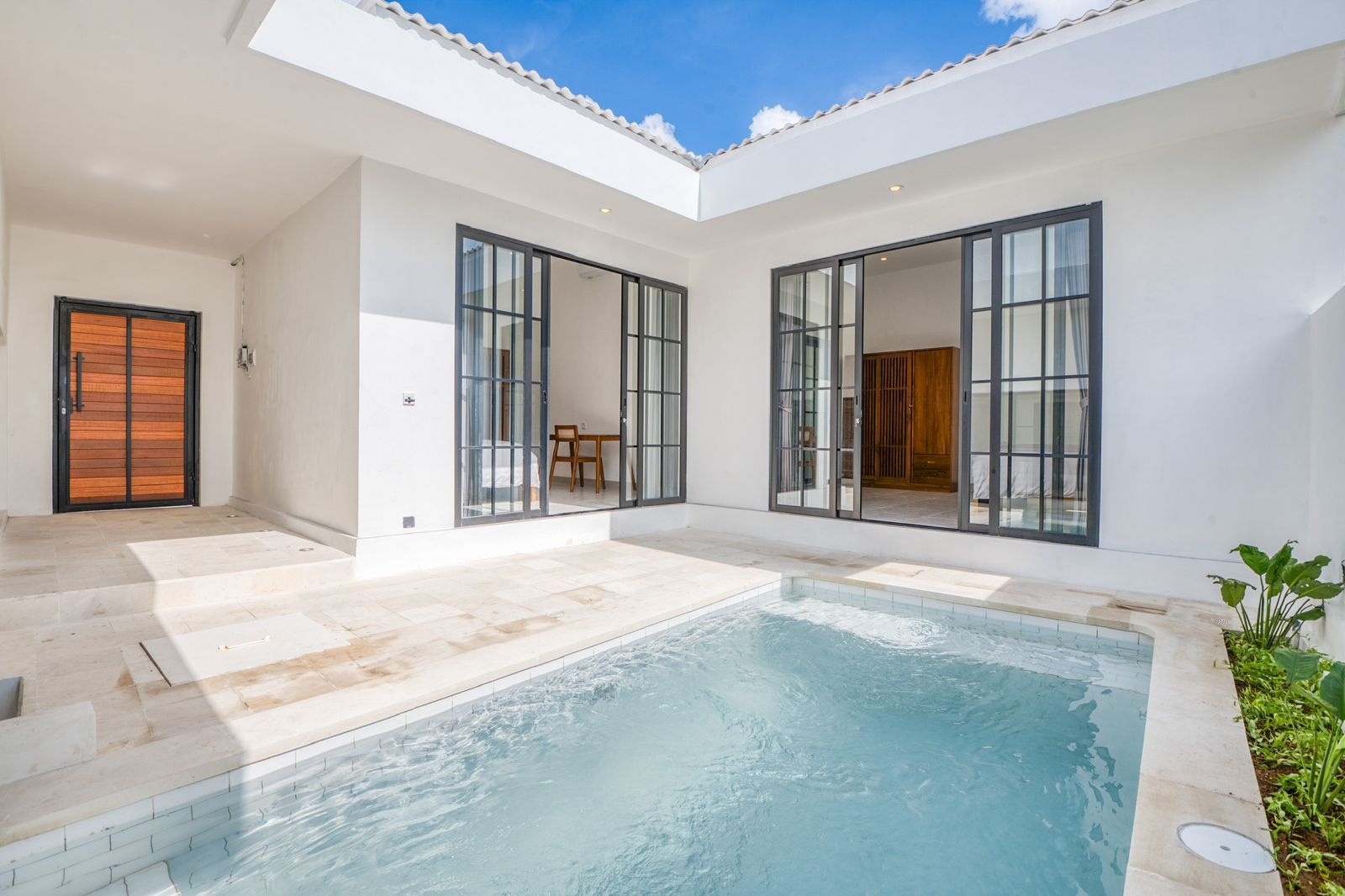 Villa image 1