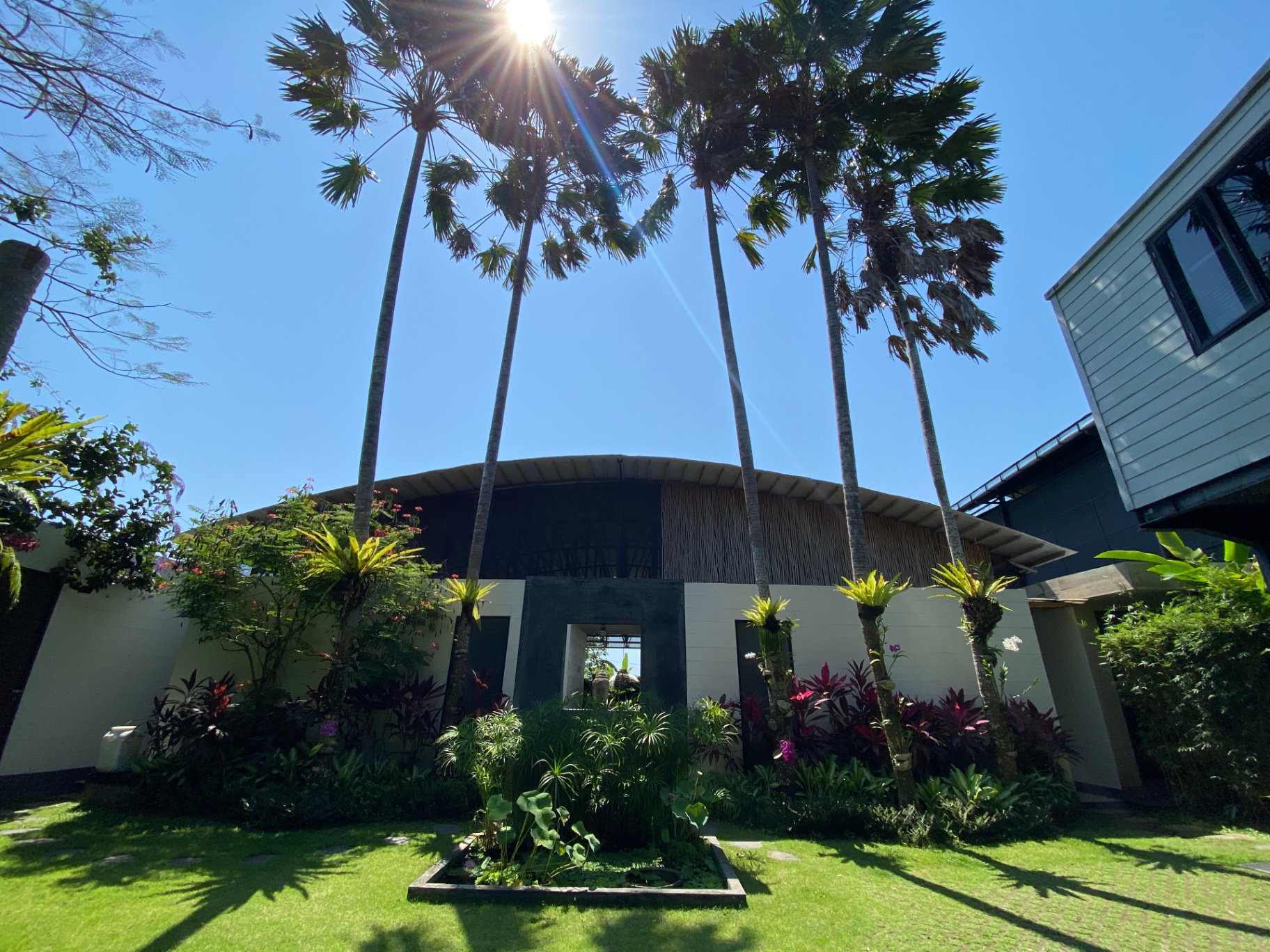 Villa image 1