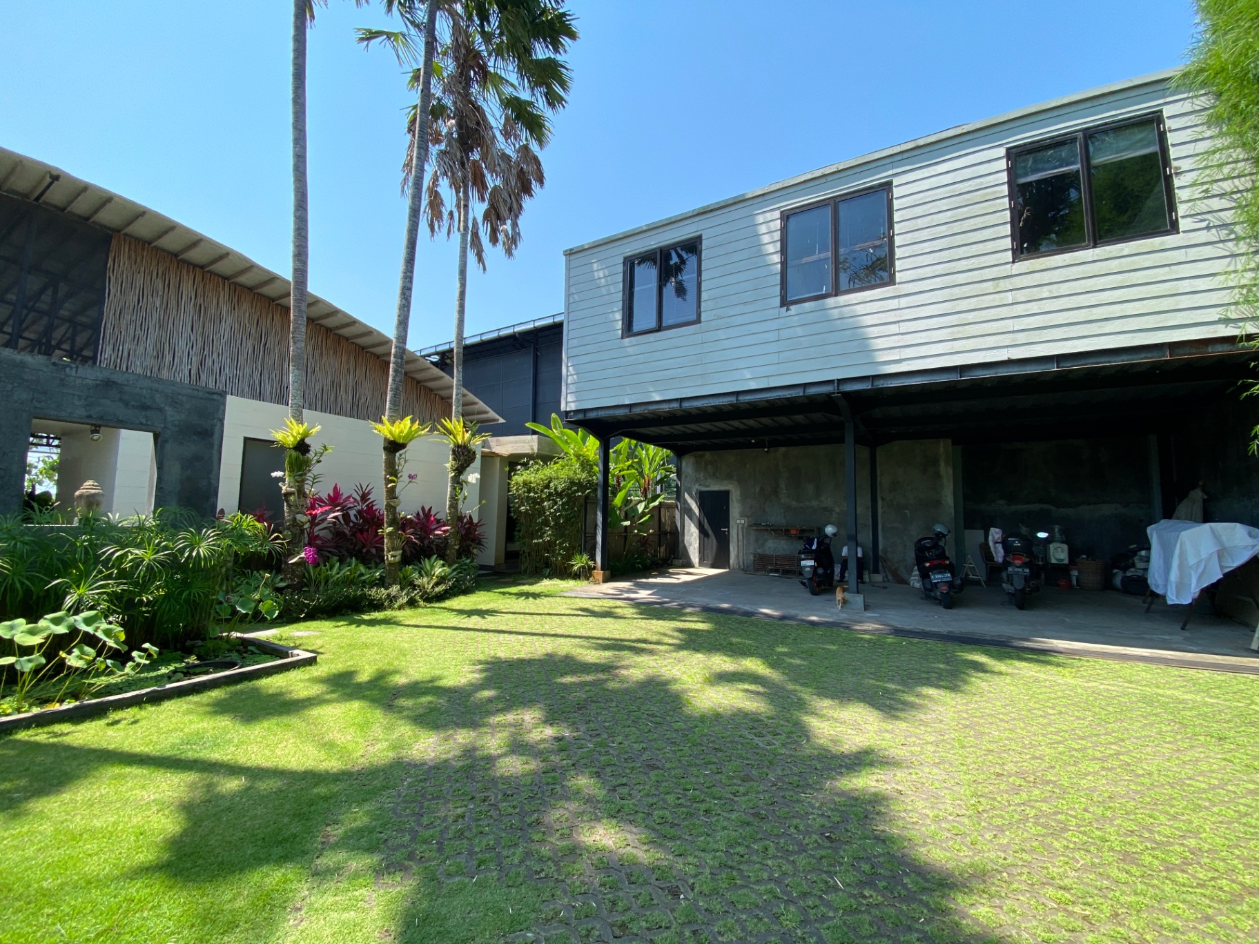 Villa image 2
