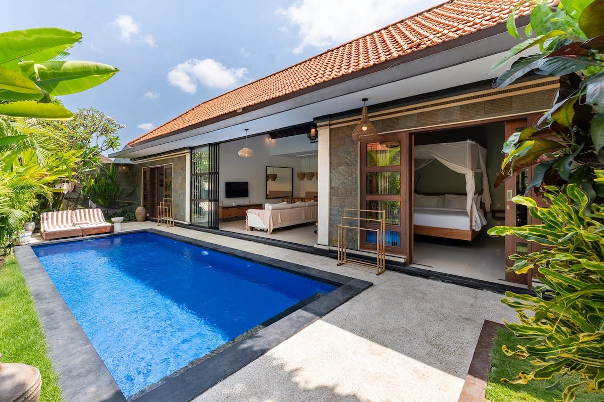 Villa image 1