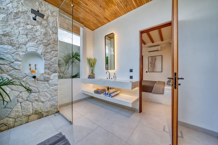 Villa image 3