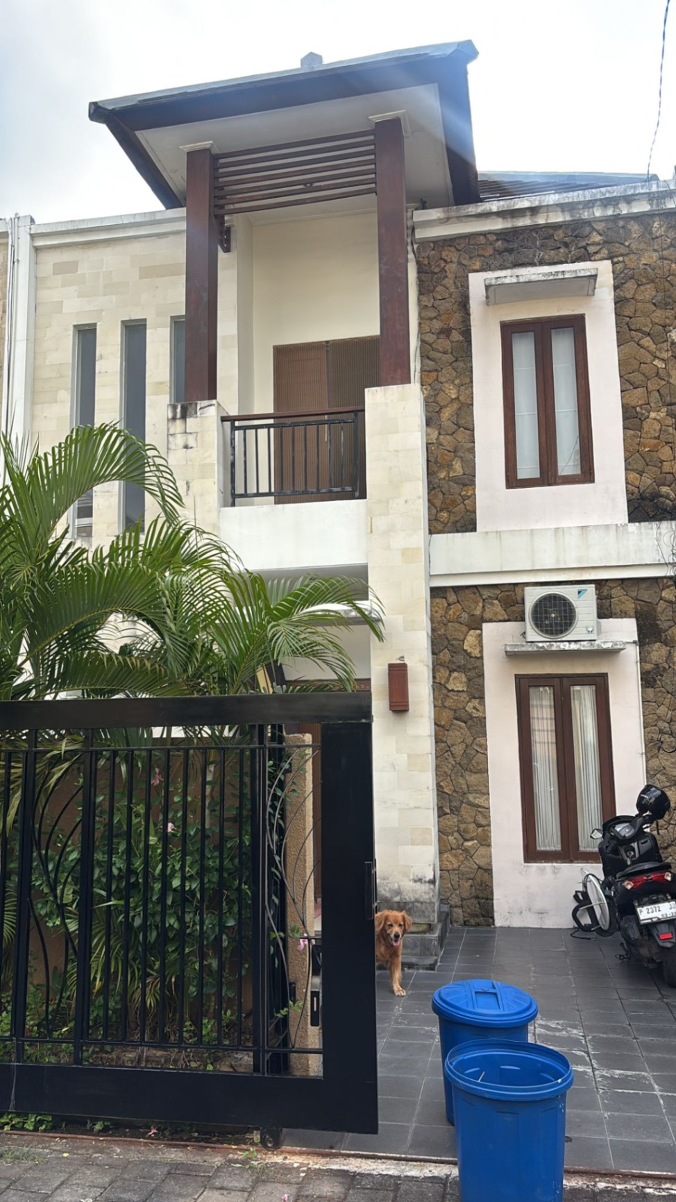 Villa image 1