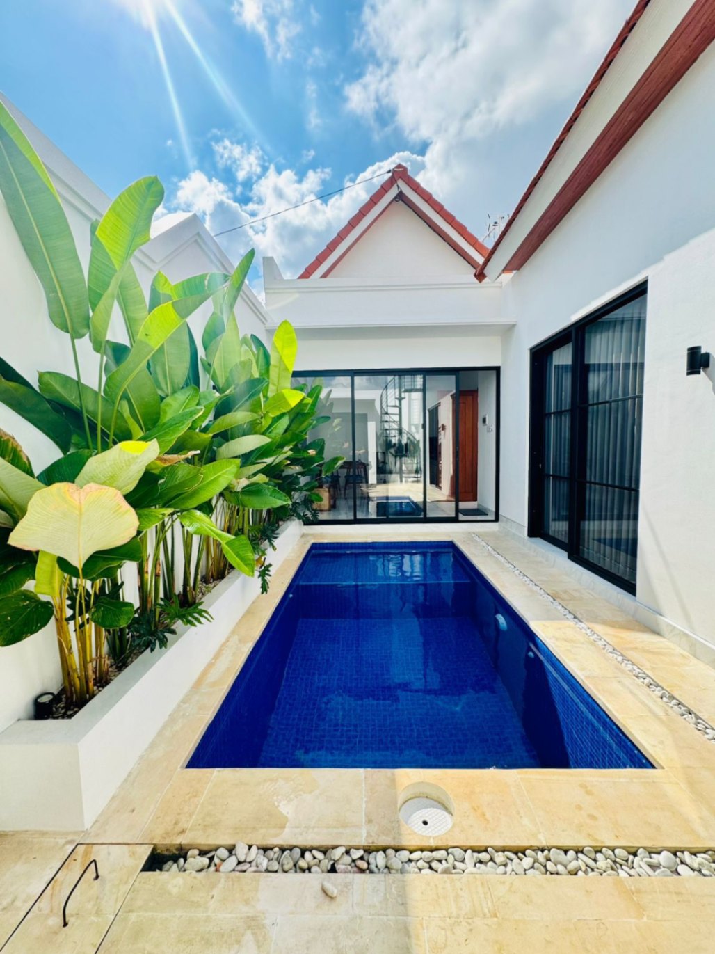 Villa image 1