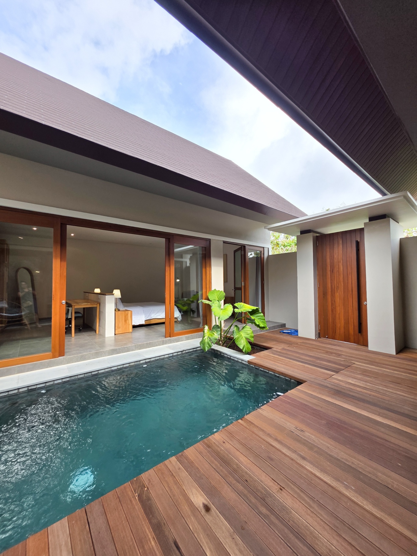 Villa image 2