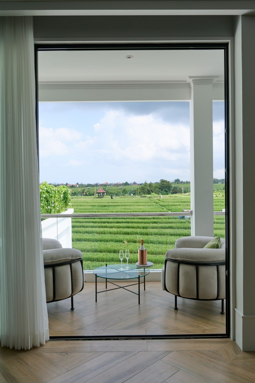Villa image 1