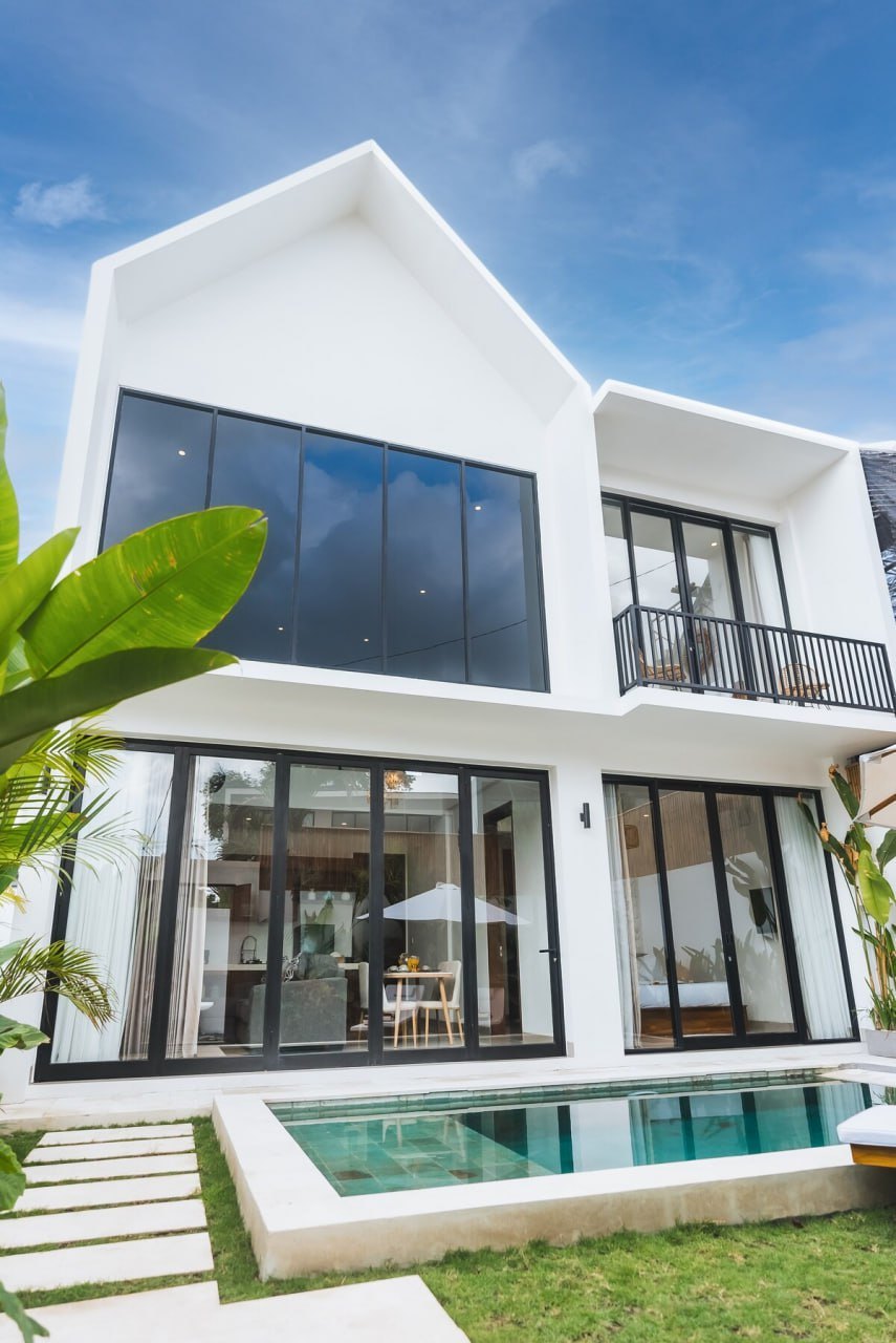 Villa image 1