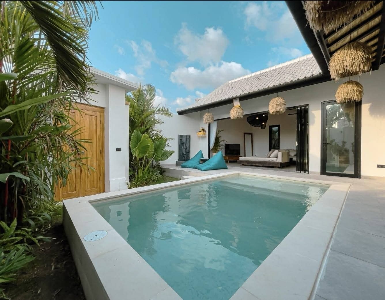Villa image 1