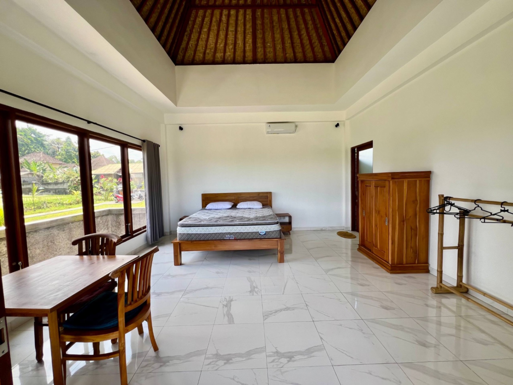 Villa image 3