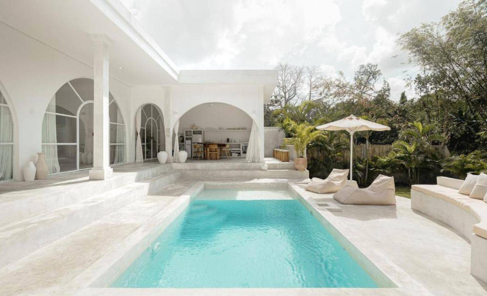 Villa image 1