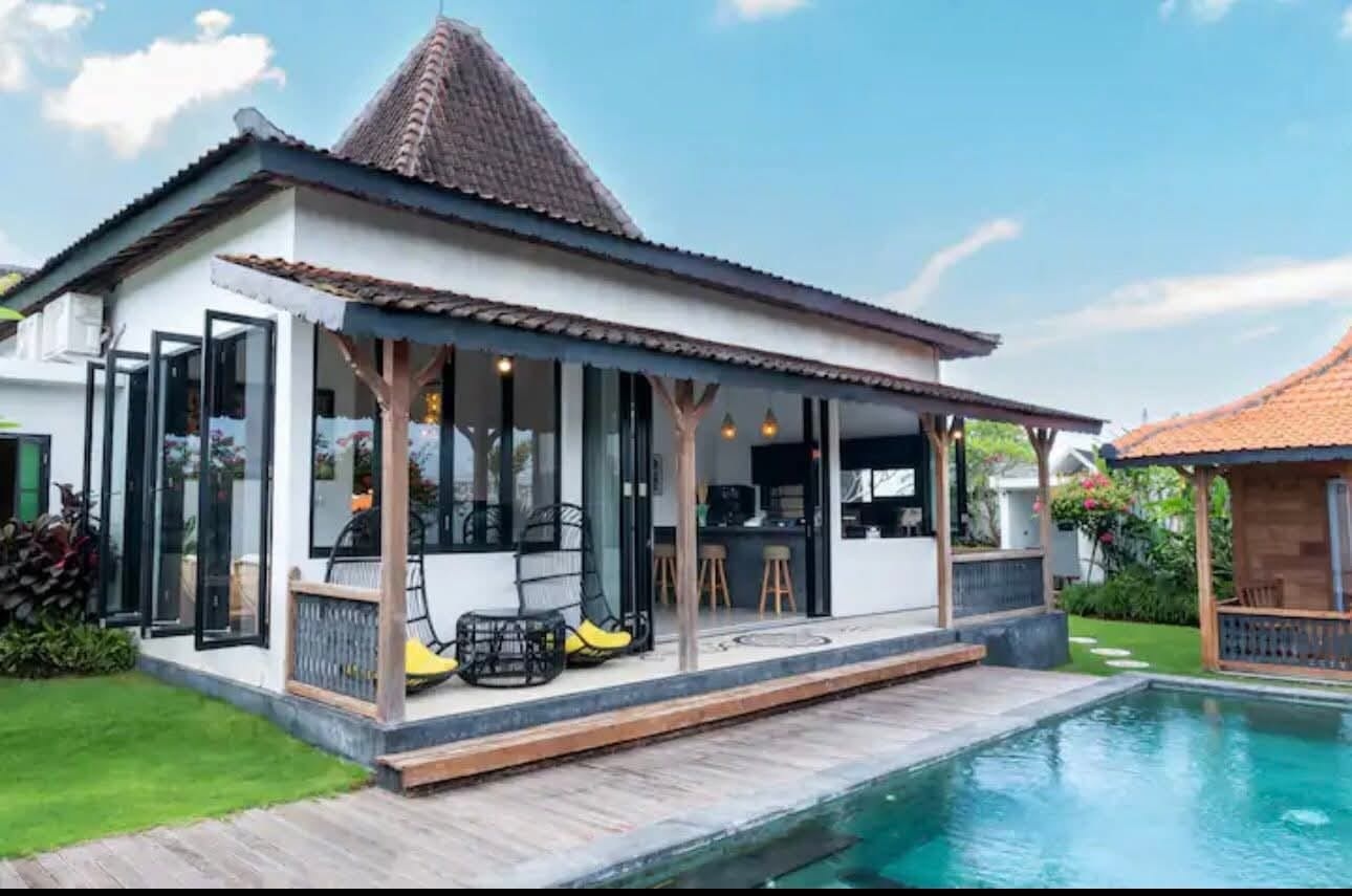 Villa image 1