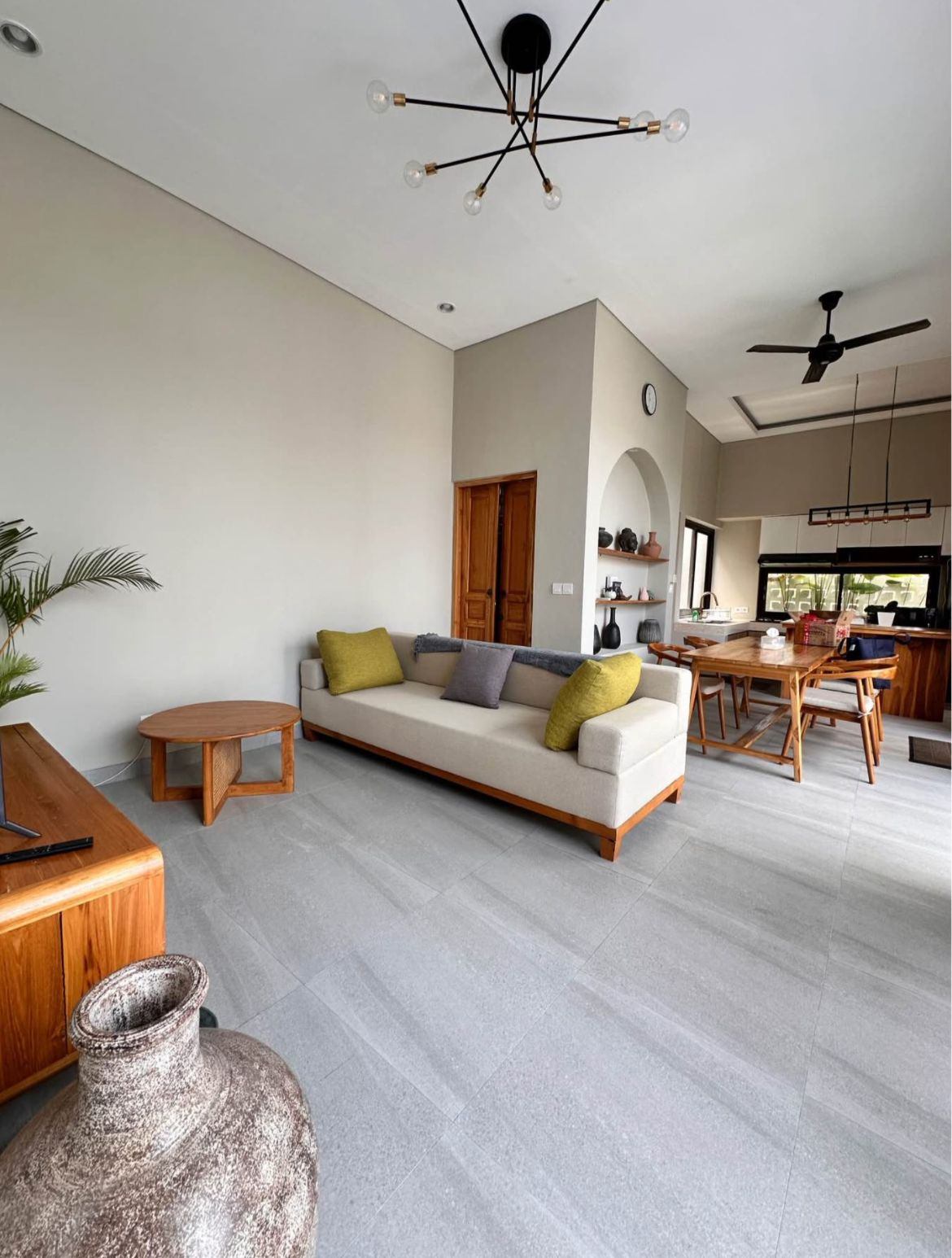 Villa image 2