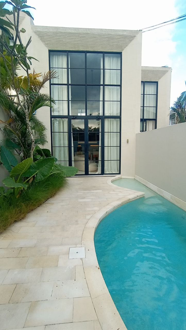 Villa image 1