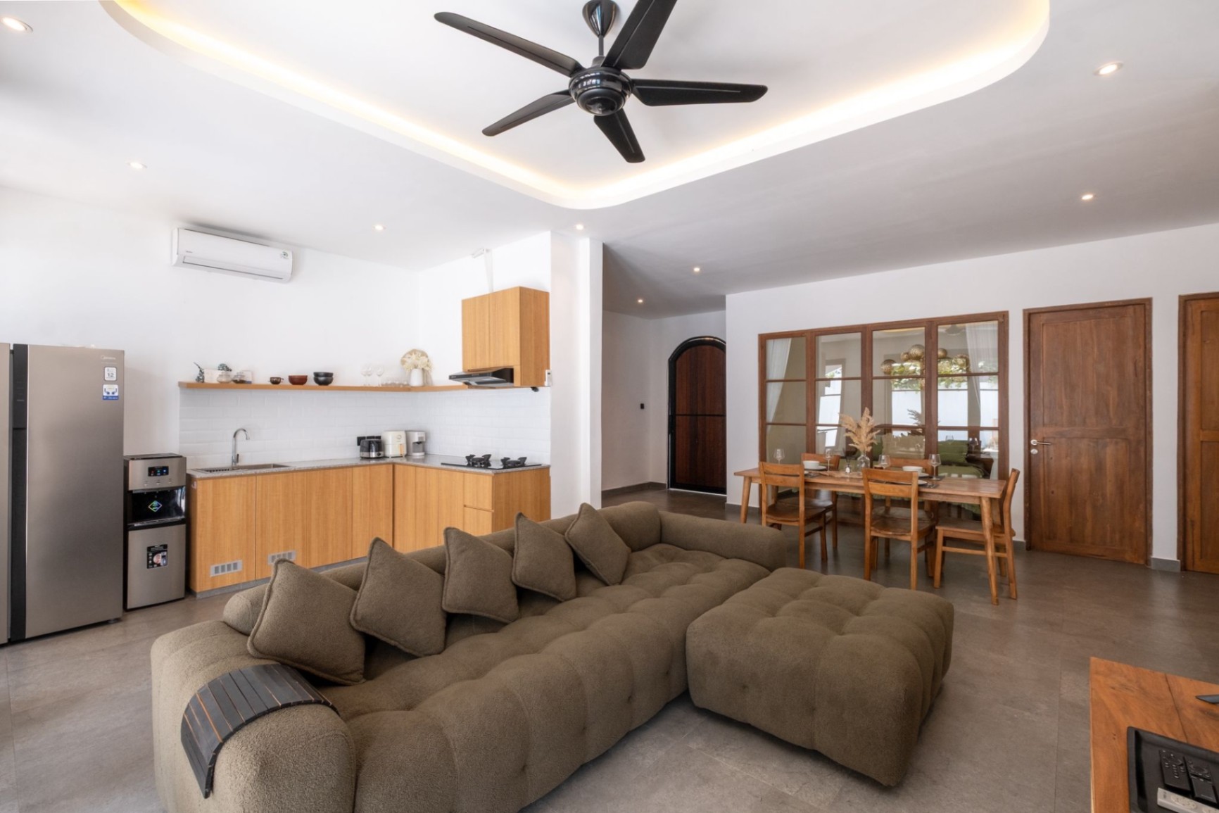 Villa image 2