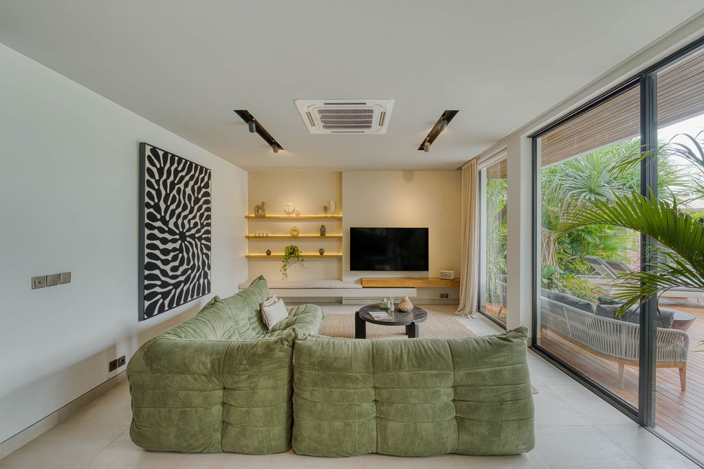 Villa image 2