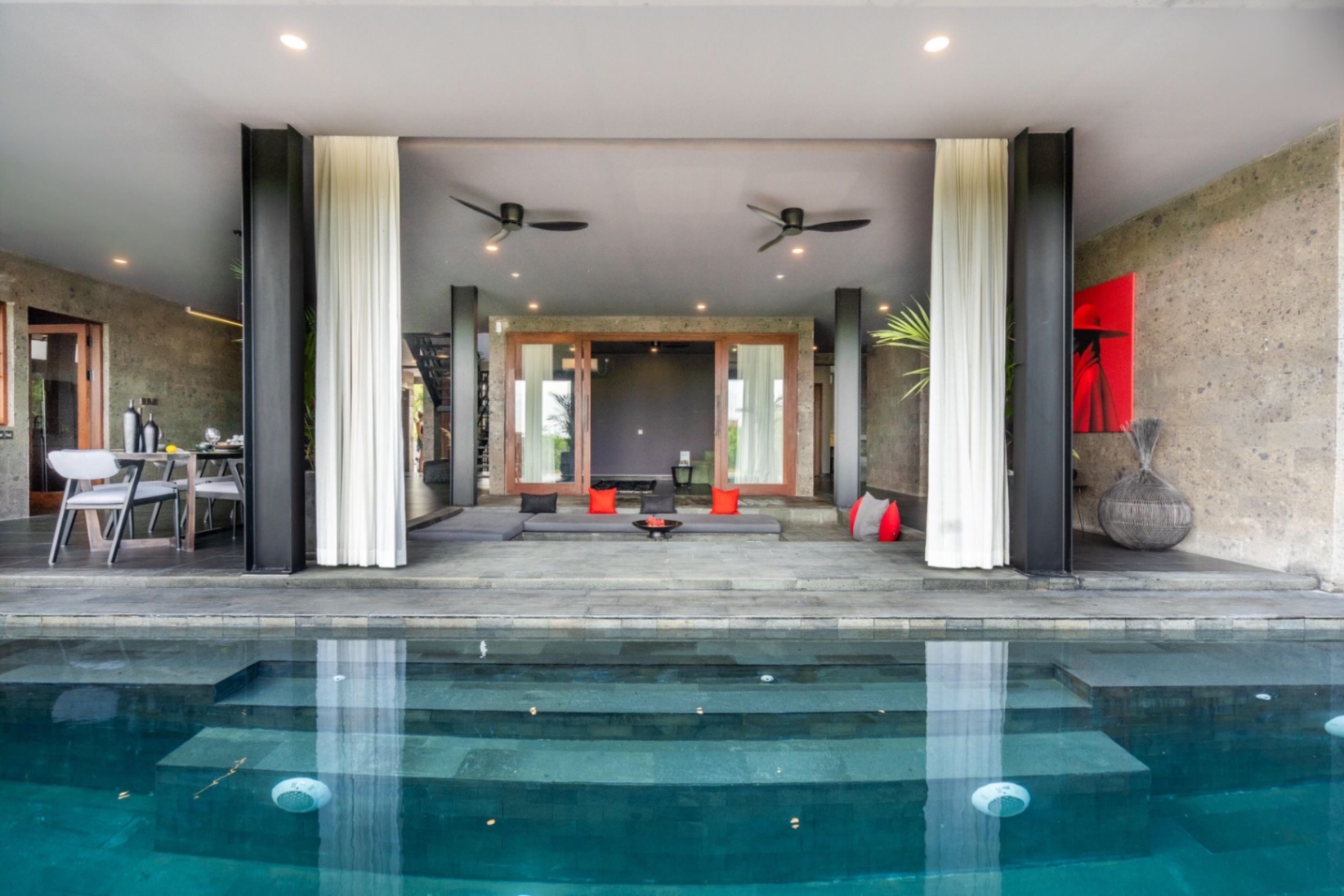Villa image 3