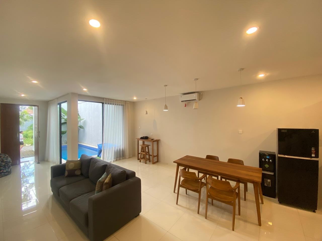 Villa image 2