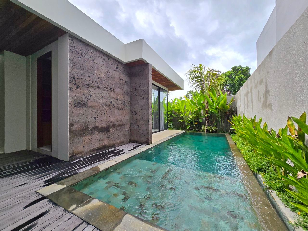 Ananda Villas [video included in this post]