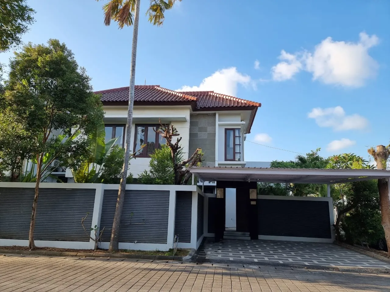 Villa For Rent 5 Bed In Sunsed Road,Seminyak Bali DZ-3806