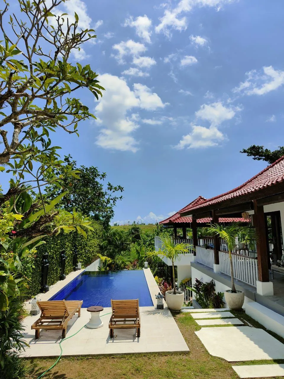 AVAILABLE FOR LEASE 3 BEDROOMS LUXURY VILLA IN PERERENAN  in Pererenan - Image 4