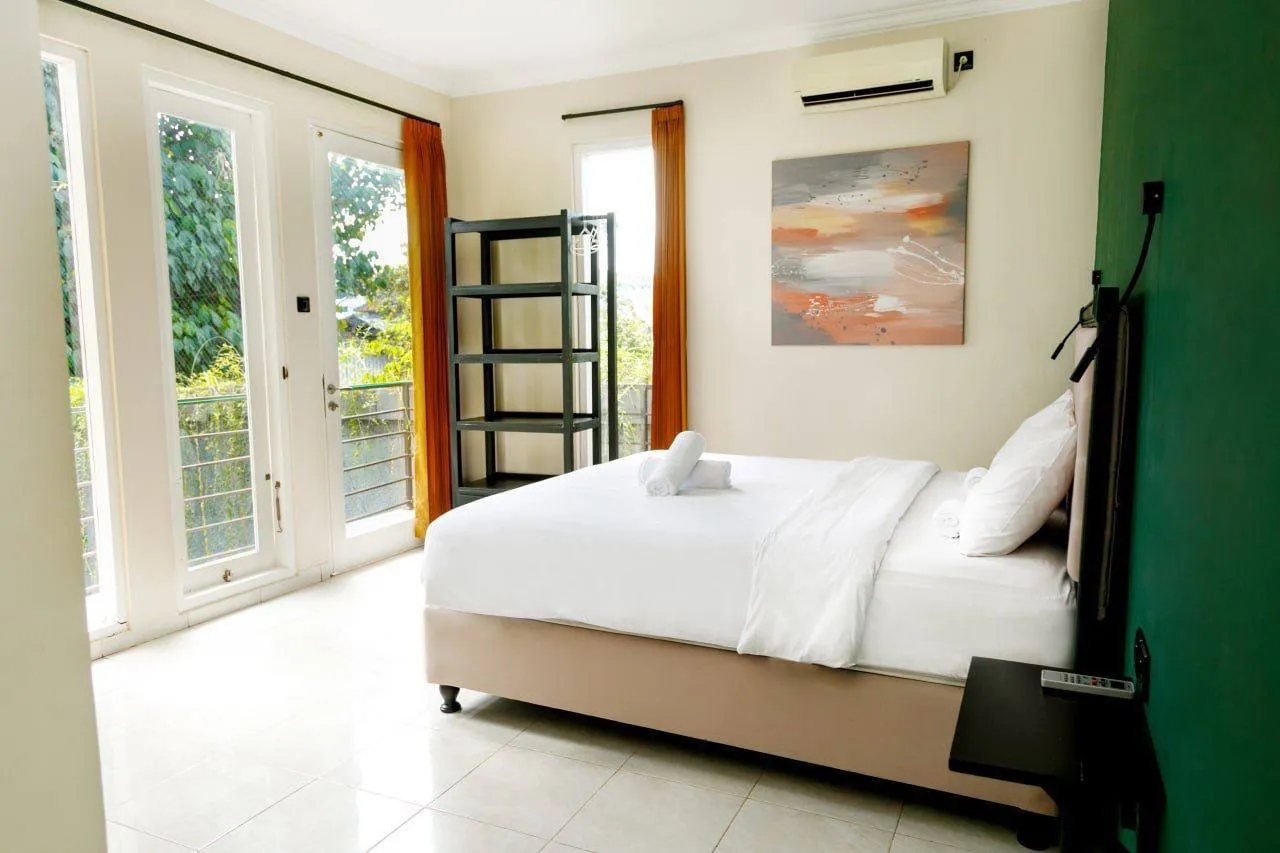 Majapahit Kuta Villa 5 Bedroom in Kuta - Image 2