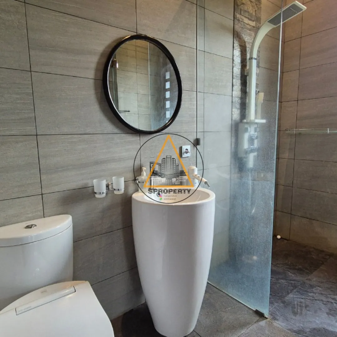 MODERN LUXURY VILLA IN UBUD in Ubud - Image 5
