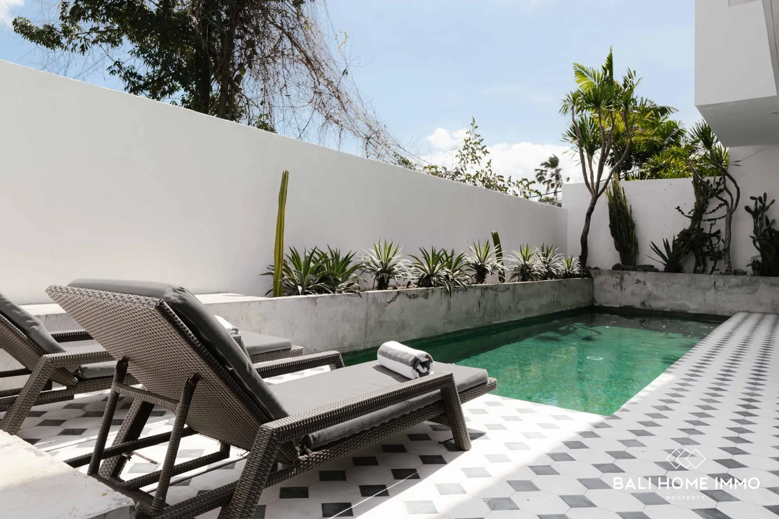 Umalas Oasis – Cozy 2BR with Office Room (2UM5) in Canggu - Image 2