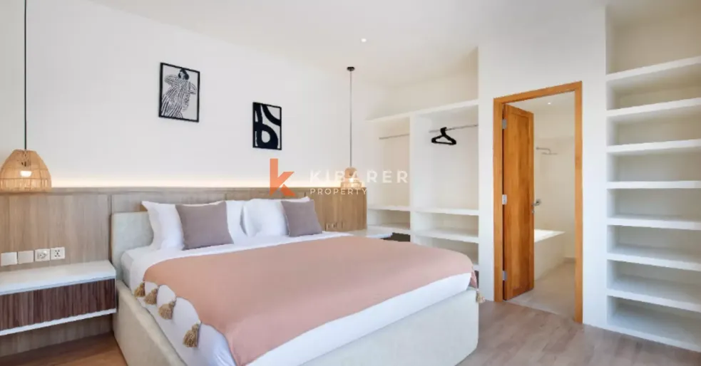 Walkable Berawa Living - Modern Three Bedroom Enclosed Villa YRV4552 in Canggu - Image 2