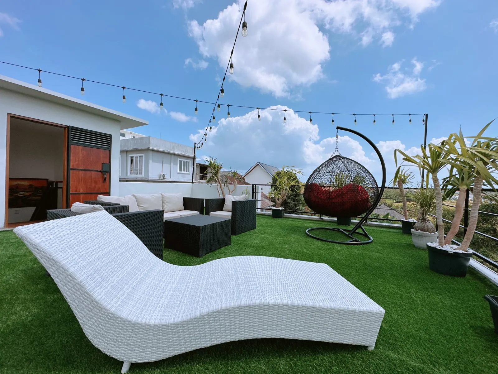 3BR Villa Berawa with Rooftop