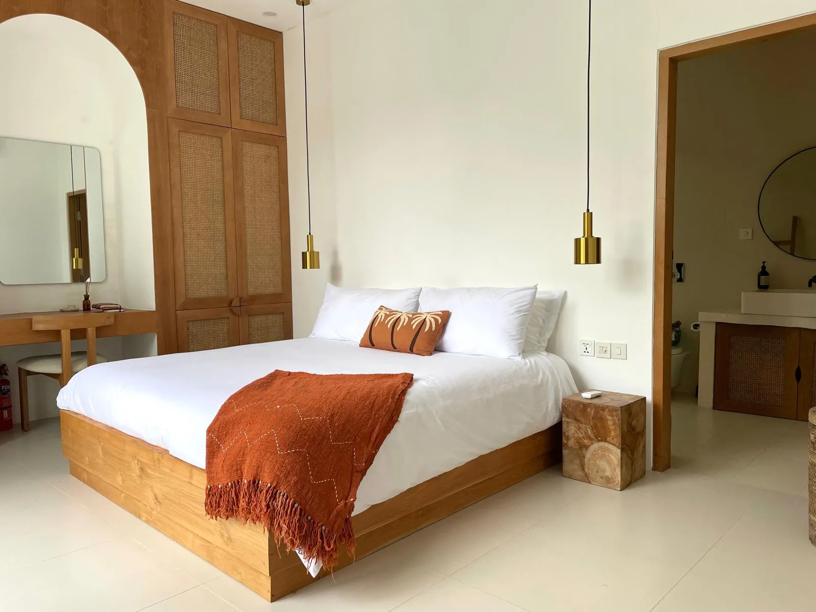 Villa Rooftop Ubud – Brand-New 2BR Ricefield View Villa with Rooftop & Enclos in Ubud - Image 3