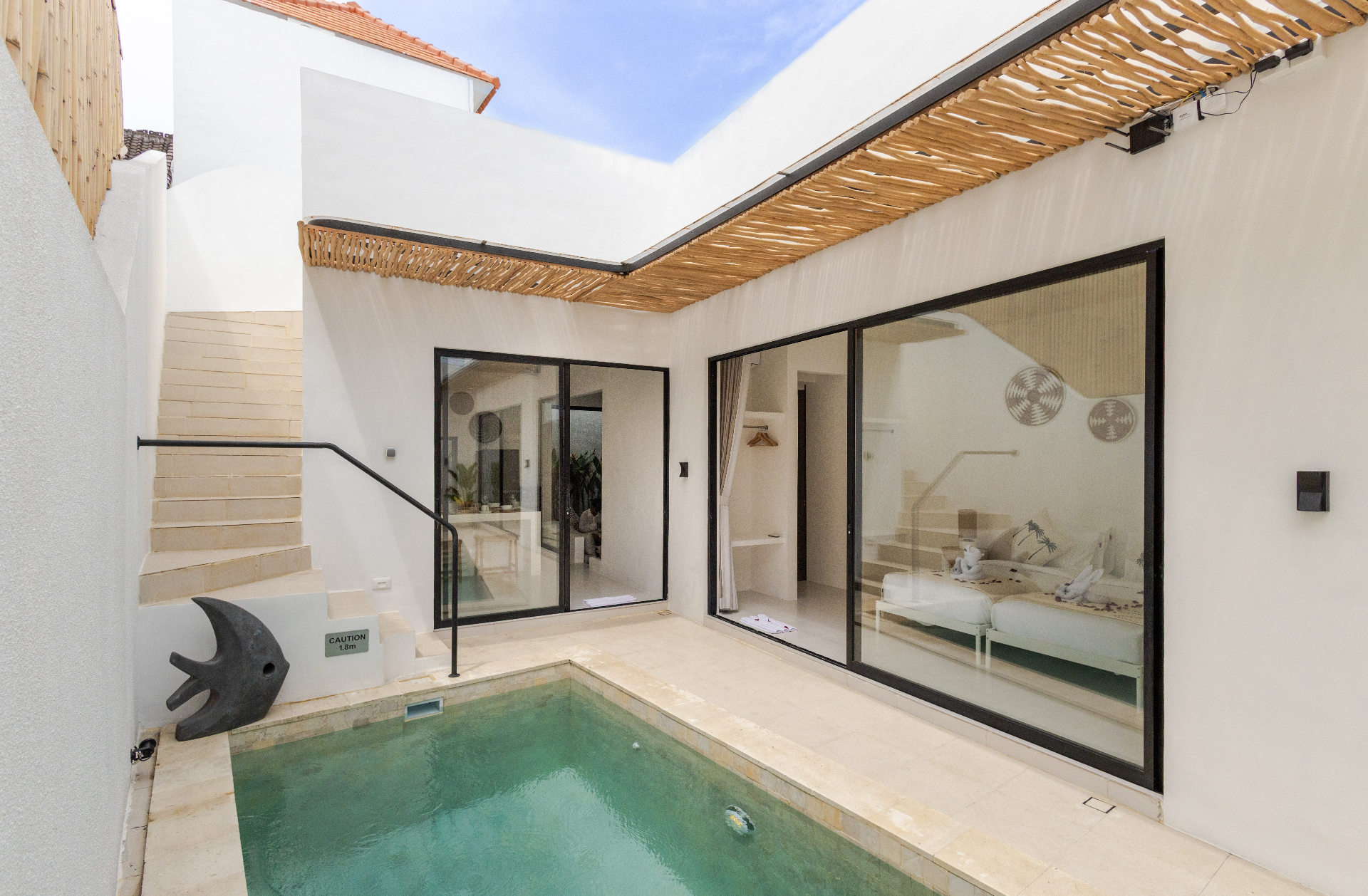 NEW MODERN 2BDR VILLA central BERAWA Canggu