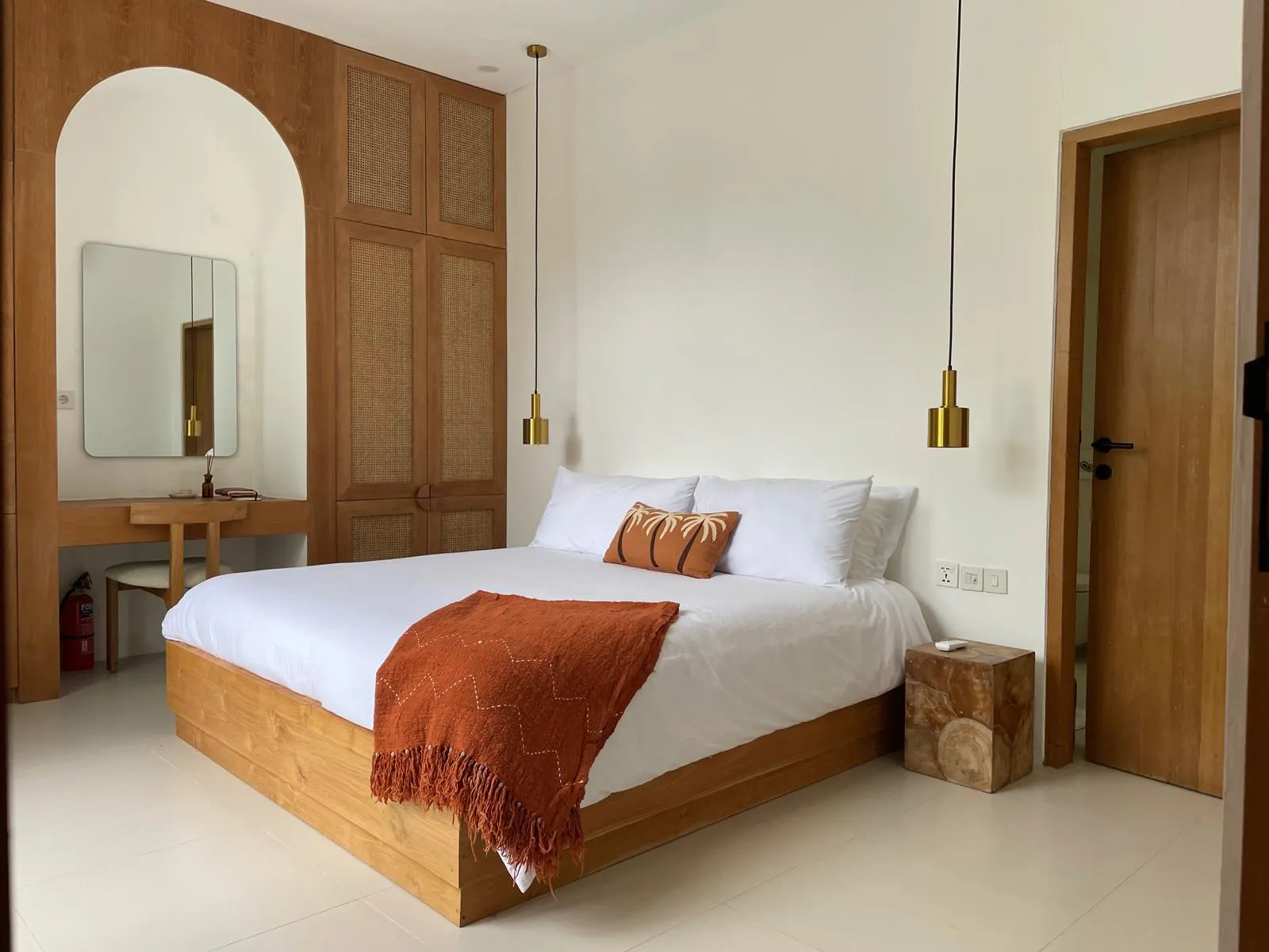 Villa Rooftop Ubud – Brand-New 2BR Ricefield View Villa with Rooftop & Enclosed  in Ubud - Image 4