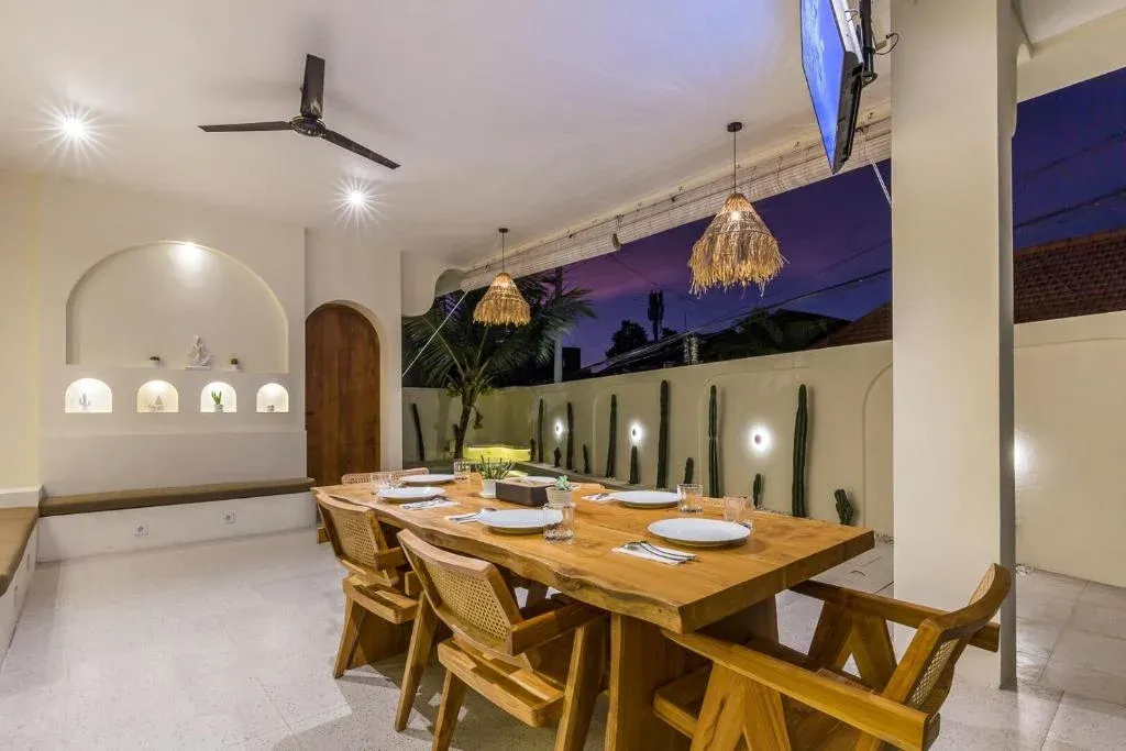 3 BEDROOM MODERN VILLA IN BERAWA in Canggu - Image 3
