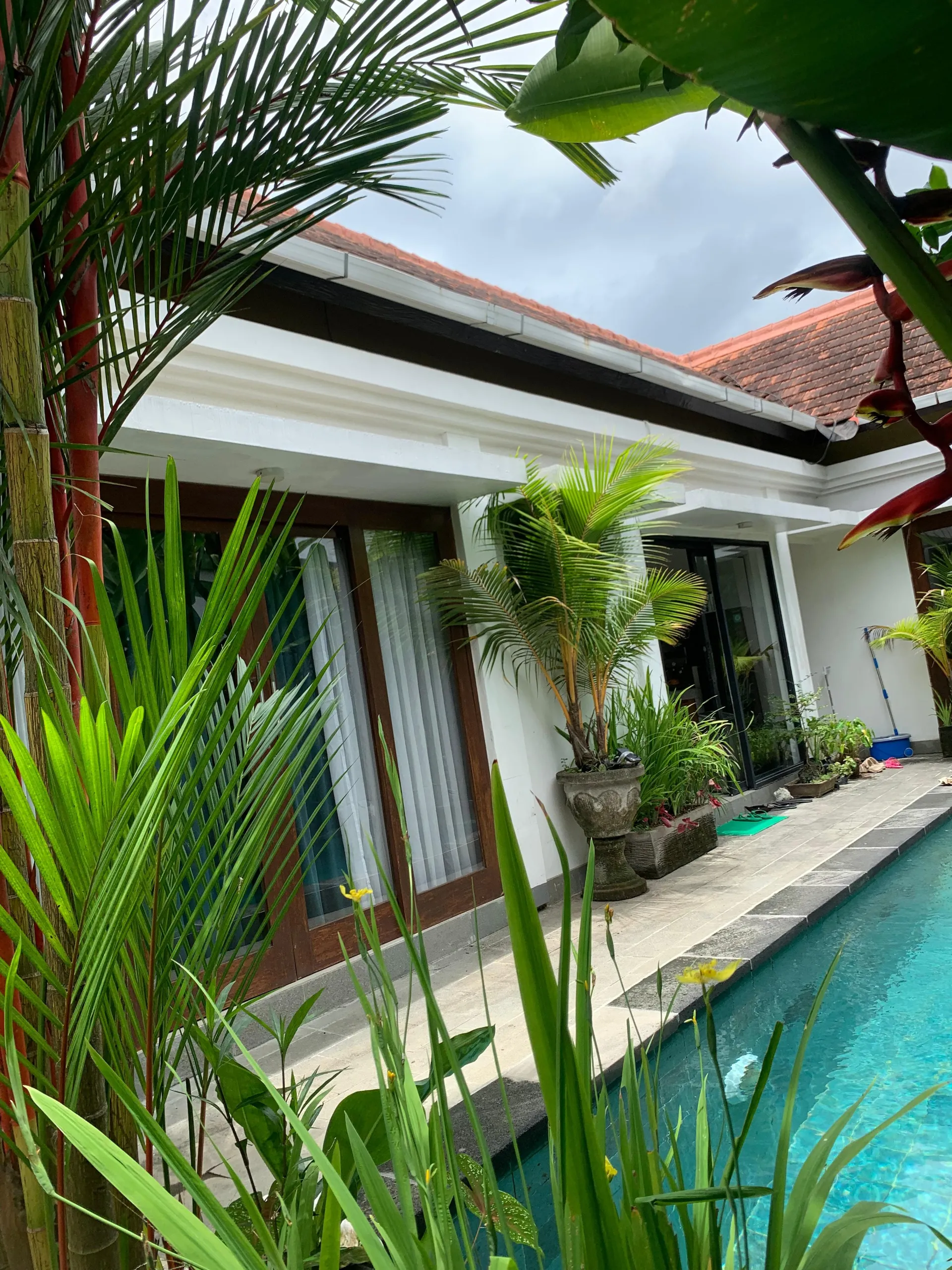 3 Bedroom in Cemagi  Pet-Friendly Villa with Garden Near Beach