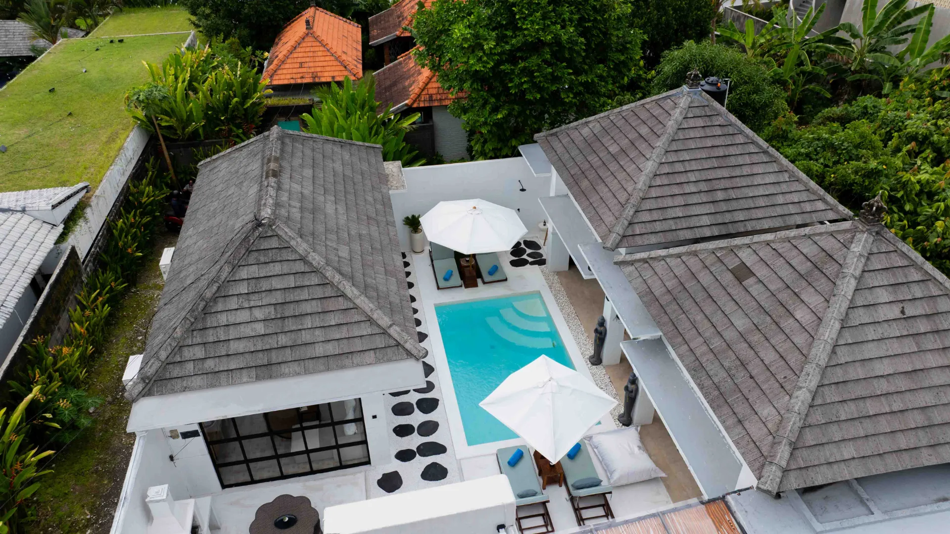 2-Bedroom Villa with Modern Luxury Design in Canggu (R-CG13)