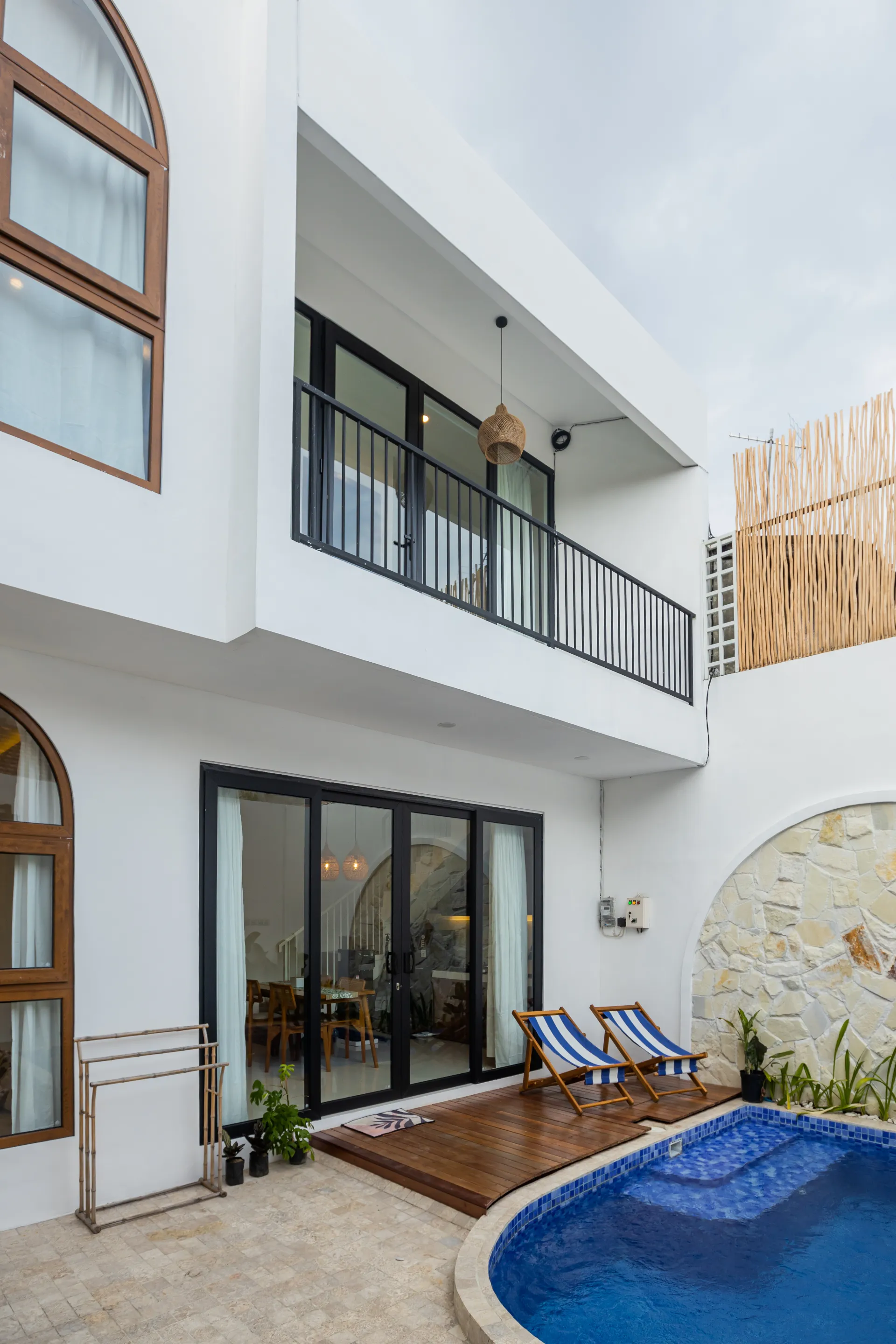 2 BR VILLA IN BERAWA