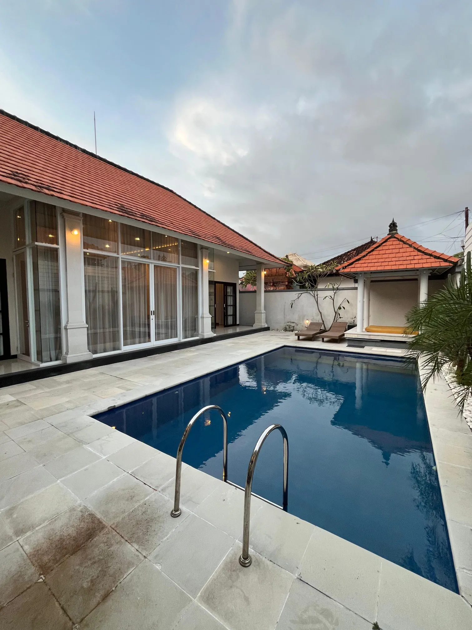 3-BEDROOMS VILLA IN KEROBOKAN SEMER FOR MINIMUM 5 YEARS LEASE 