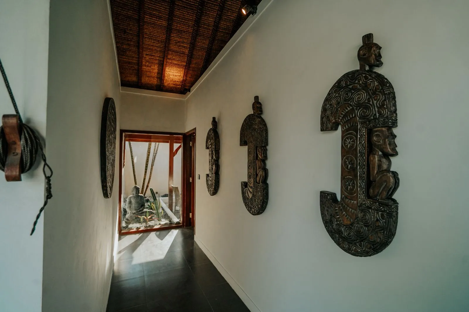 4BR Luxury Villa w/ Garden & Jungle Views  in Seseh - Image 5