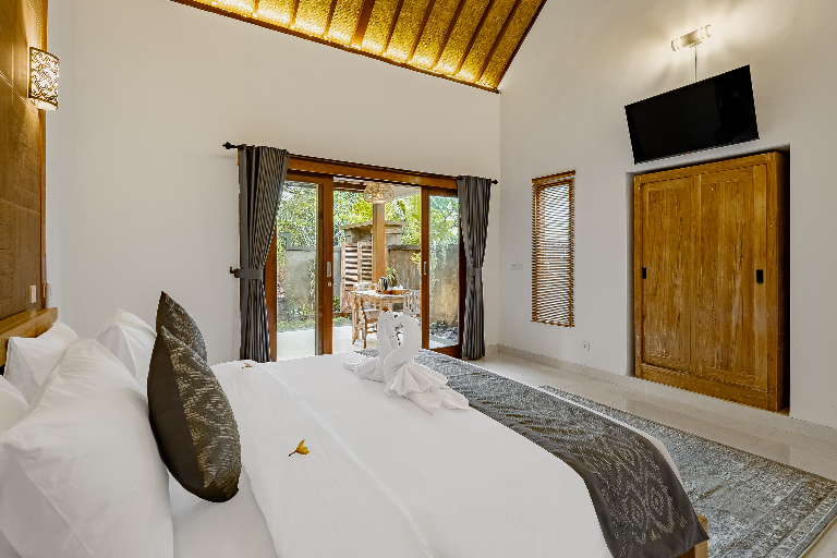 🪷 Serene Jungle Villa in Ubud – Petulu