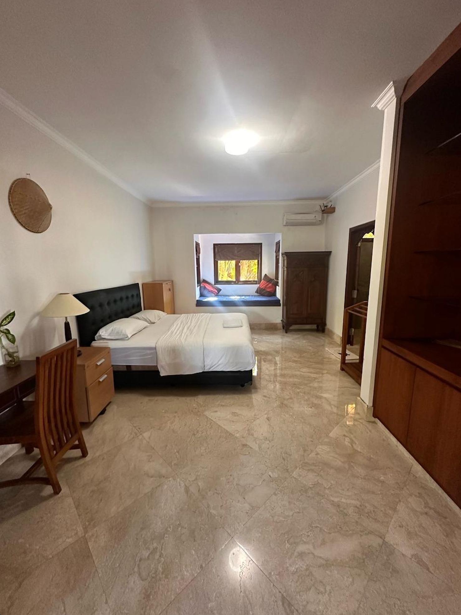 Quiet & Spacious shared villa