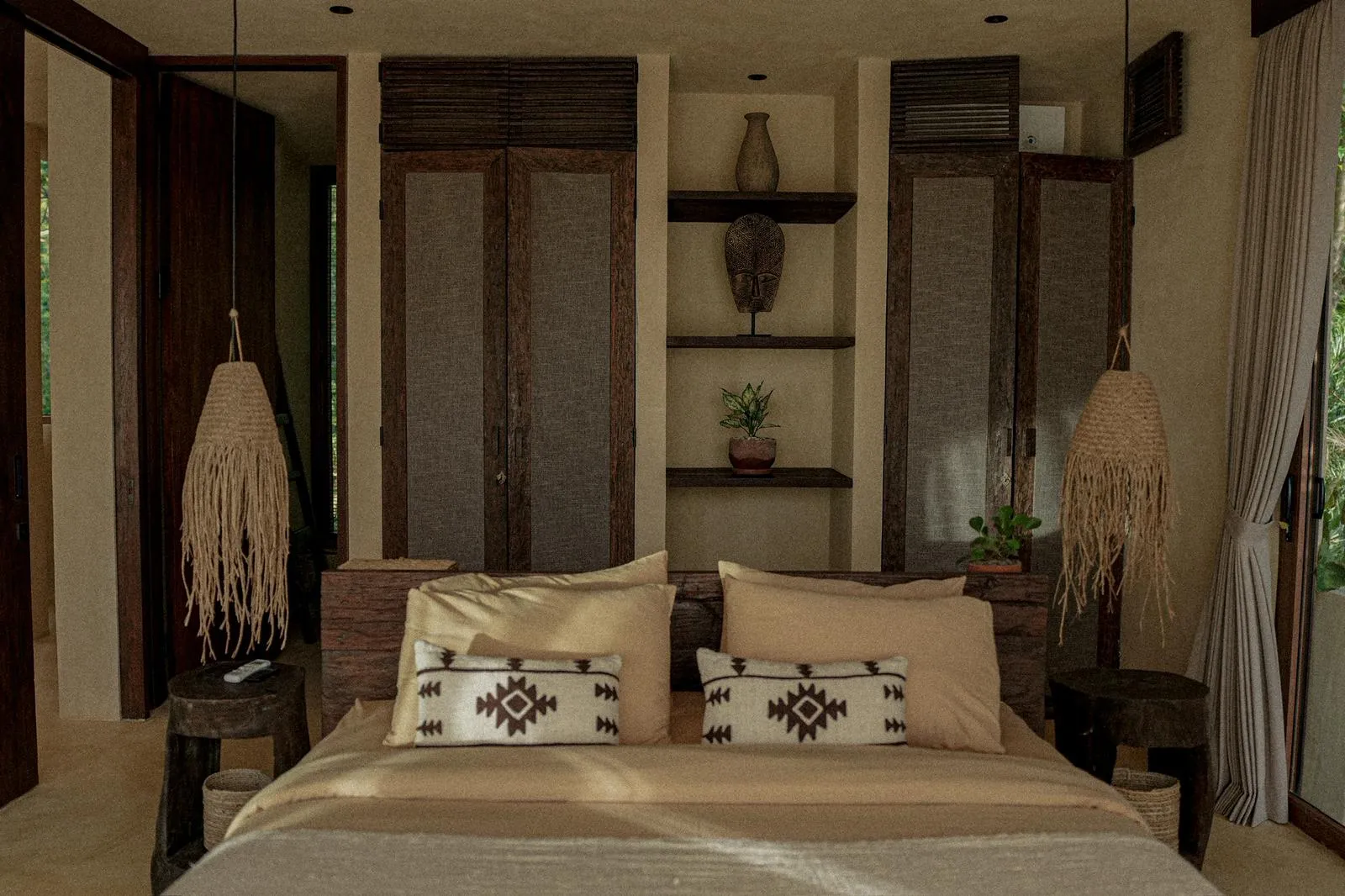 DESIGNER VILLA - PRIVATE POOL & ROOFTOP STUDIO ULUWATU KULAT 2BR - Ocean view in Uluwatu - Image 5