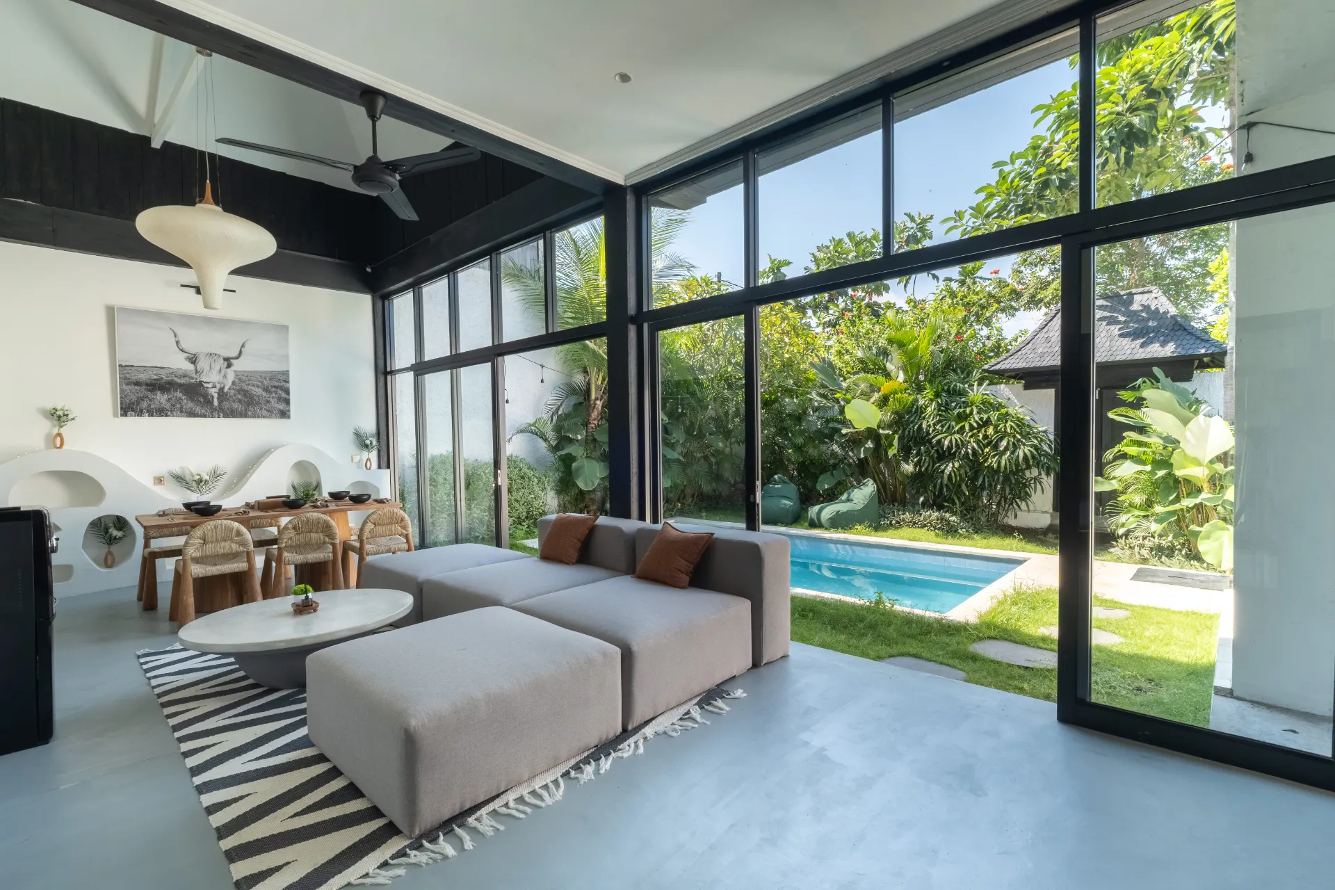 House of Askara in the heart of Pererenan