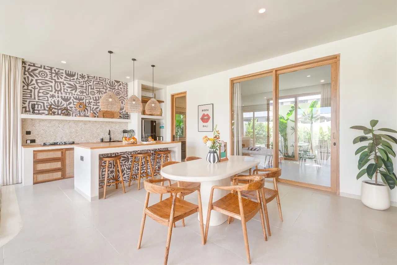 3 BR CHARMING VILLA IN TUMBAK BAYUH - PETS NOT ALLOWED in Pererenan - Image 2